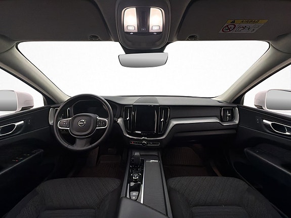 Volvo XC60 16 of 30