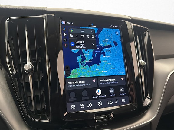Volvo XC60 23 of 30