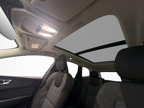 Volvo XC60 15 of 30