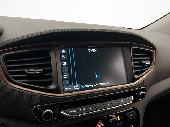Hyundai IONIQ 19 of 30