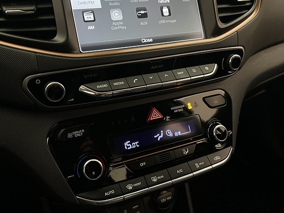 Hyundai IONIQ 21 of 30