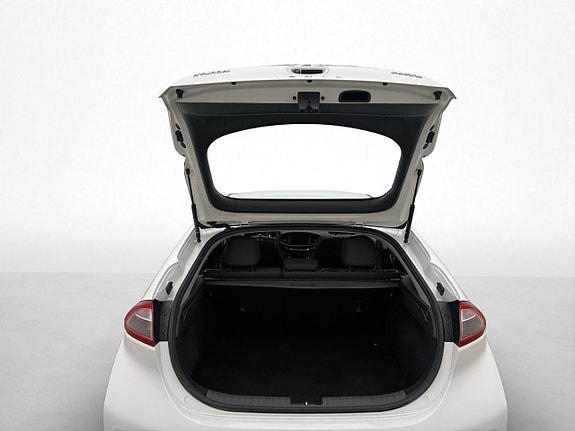 Hyundai IONIQ 9 of 30