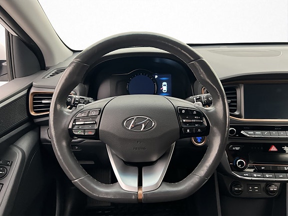 Hyundai IONIQ 14 of 30