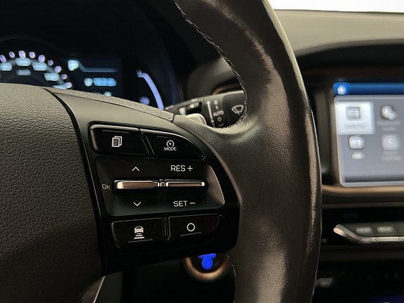 Hyundai IONIQ 16 of 30