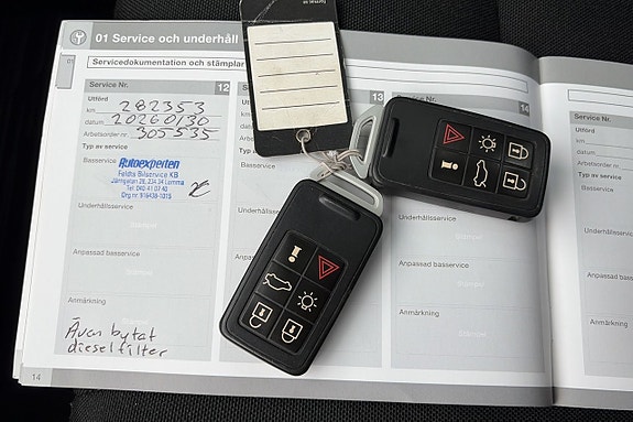 Volvo V60 25 of 25