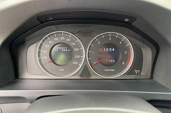 Volvo V60 14 of 25