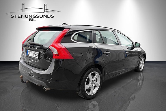 Volvo V60 5 of 25