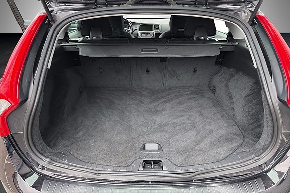 Volvo V60 11 of 25
