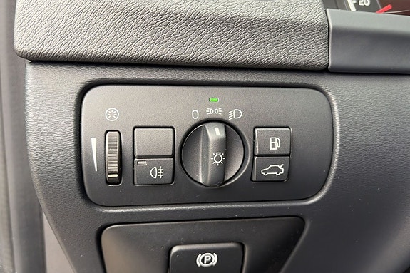 Volvo V60 17 of 25