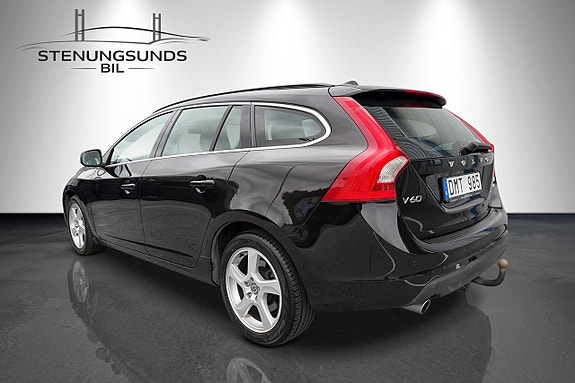 Volvo V60 3 of 25