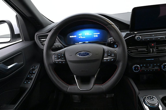 Ford Kuga 7 of 27
