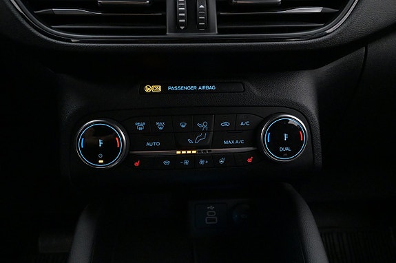 Ford Kuga 19 of 27