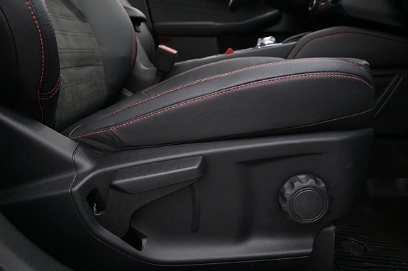 Ford Kuga 13 of 27