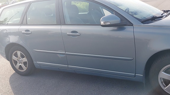 Volvo V50 6 of 9