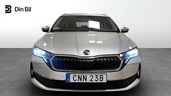 Skoda Octavia 4 of 12