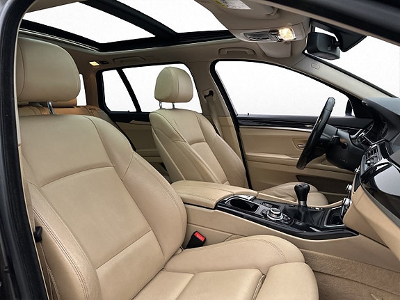 BMW 520d 16 of 30