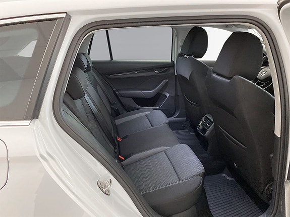 Skoda Octavia 8 of 14