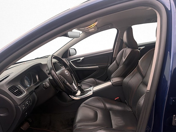 Volvo V60 12 of 30