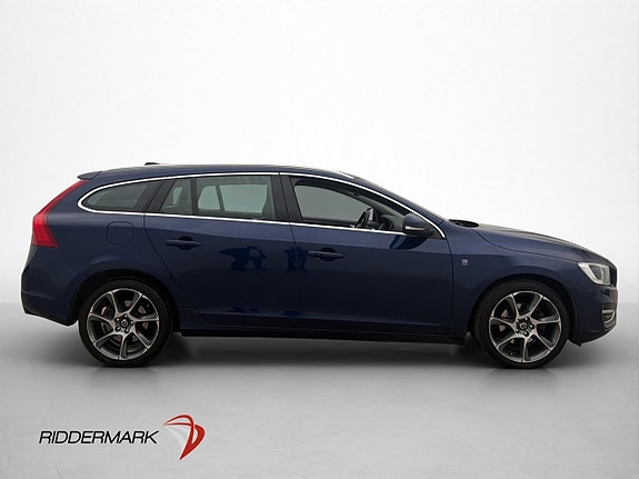 Volvo V60 9 of 30
