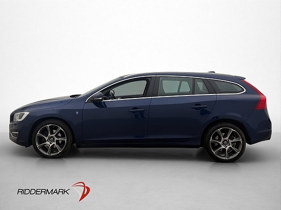 Volvo V60 4 of 30