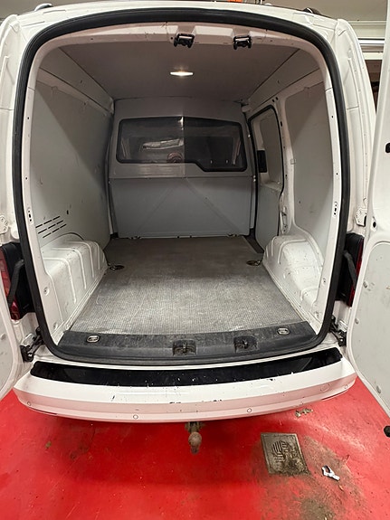 Volkswagen Caddy 6 of 6