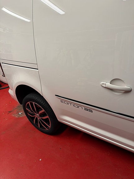 Volkswagen Caddy 5 of 6