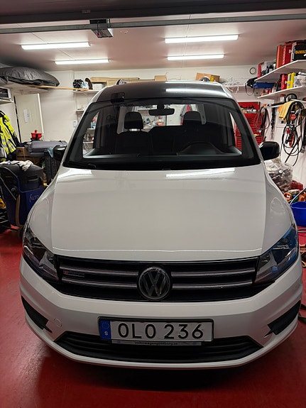 Volkswagen Caddy 2 of 6