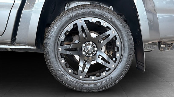 Volkswagen Amarok 9 of 11