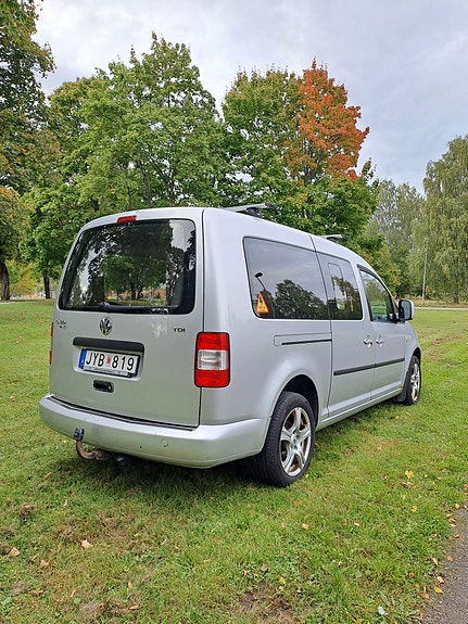 Volkswagen Caddy Maxi 6 of 12