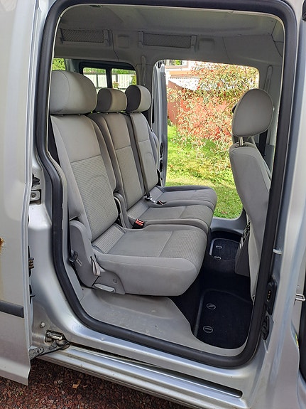 Volkswagen Caddy Maxi 11 of 12