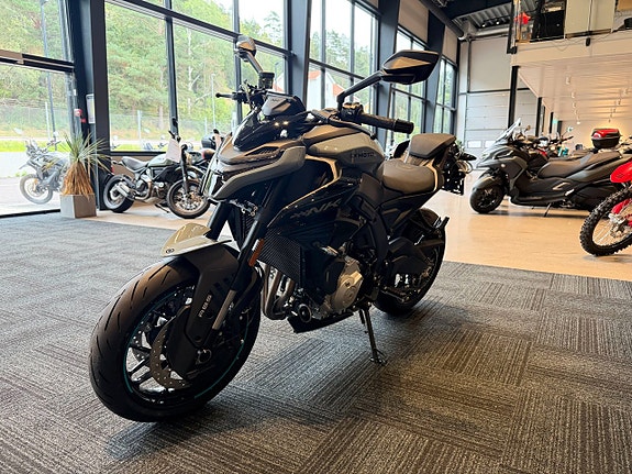 CFMOTO 675NK 0% ränta 38mån 7 of 9
