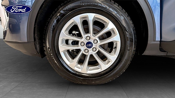 Ford Kuga 9 of 16