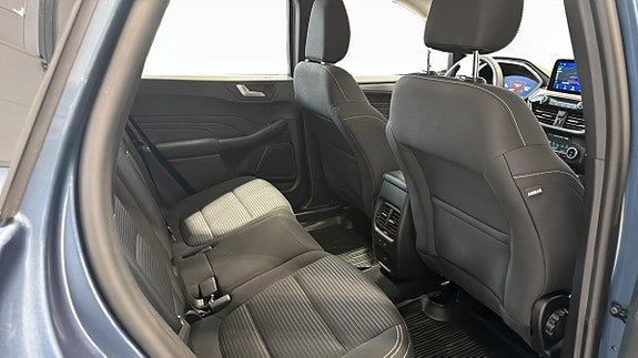 Ford Kuga 5 of 16