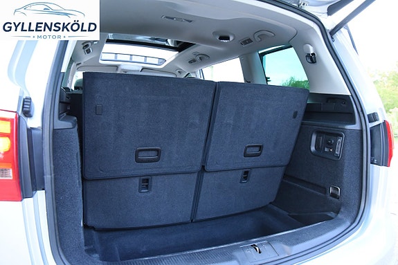Volkswagen Sharan 25 of 25