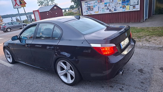 BMW 530i 7 of 8