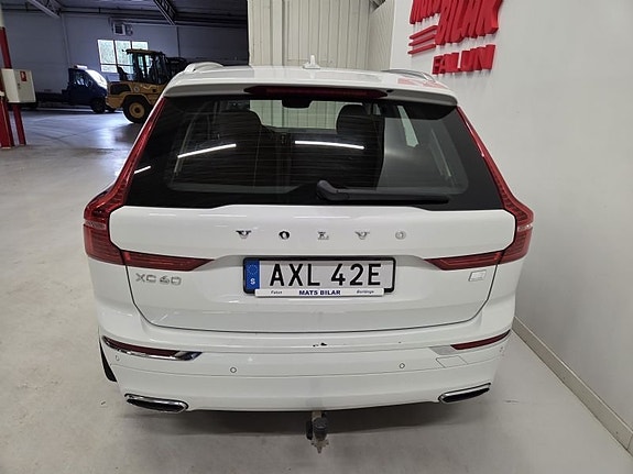 Volvo XC60 7 of 10