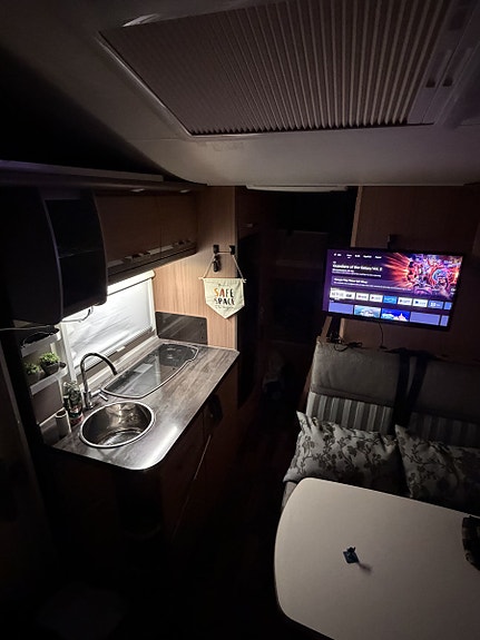 Knaus Skytraveller 8 of 8