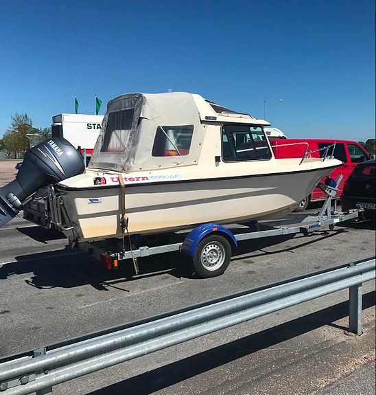 Uttern 5000 MC med Yamaha 50hk och 80-trailer 3 of 12