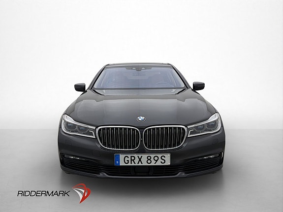 BMW 750d 2 of 30