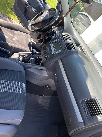 Volkswagen Golf V 3 of 5