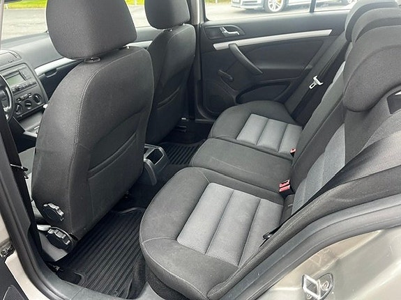 Skoda Octavia 8 of 9