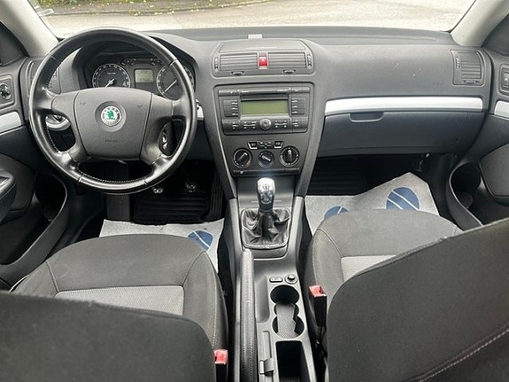 Skoda Octavia 7 of 9
