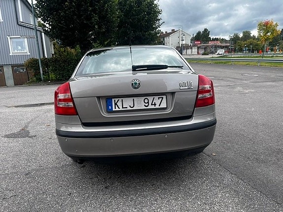 Skoda Octavia 5 of 9