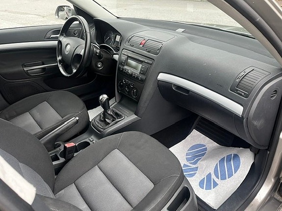 Skoda Octavia 9 of 9