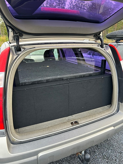 Volvo XC70 5 of 5