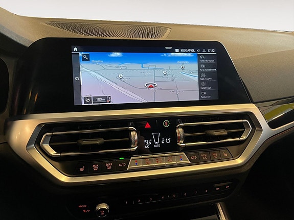 BMW 330e 18 of 26