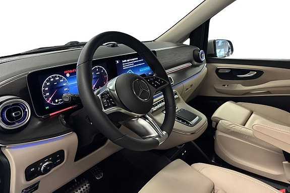 Mercedes-Benz Marco Polo 15 of 22