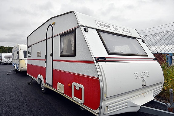 Kabe Smaragd GLE, Traditionell 21 of 21