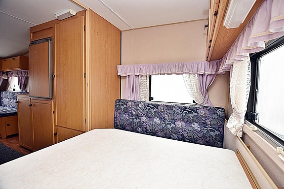 Kabe Smaragd GLE, Traditionell 15 of 21