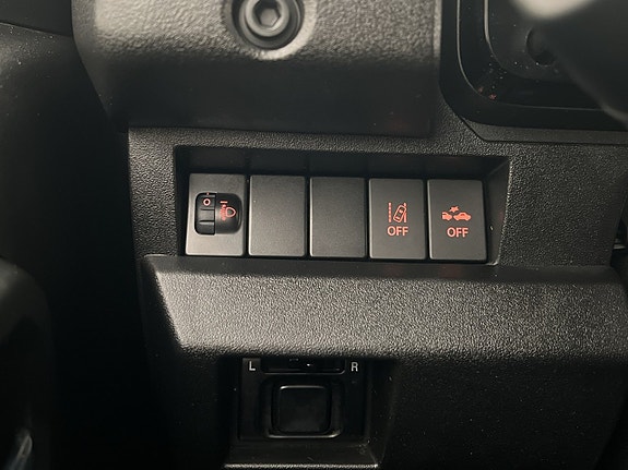 Suzuki Jimny 20 of 25